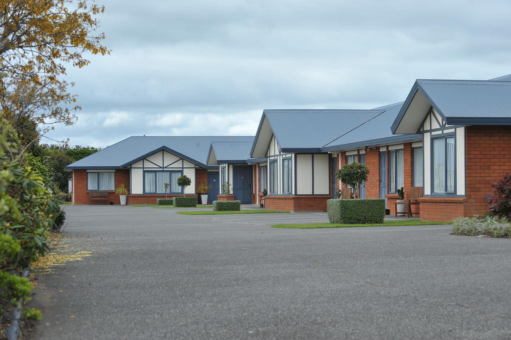 Tudor Lodge Motel Hawera Zimmer foto